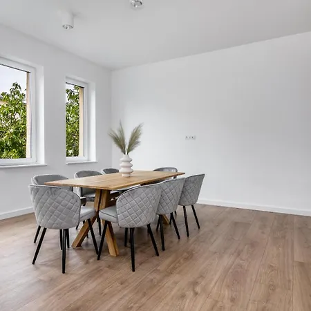 Prázdninový dům Citystay Przestronny Dom Z Tarasem W Gdyni